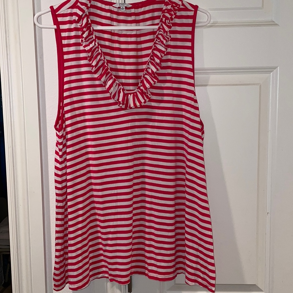 Crown &Ivy brand sleeveless tunic top 27”L